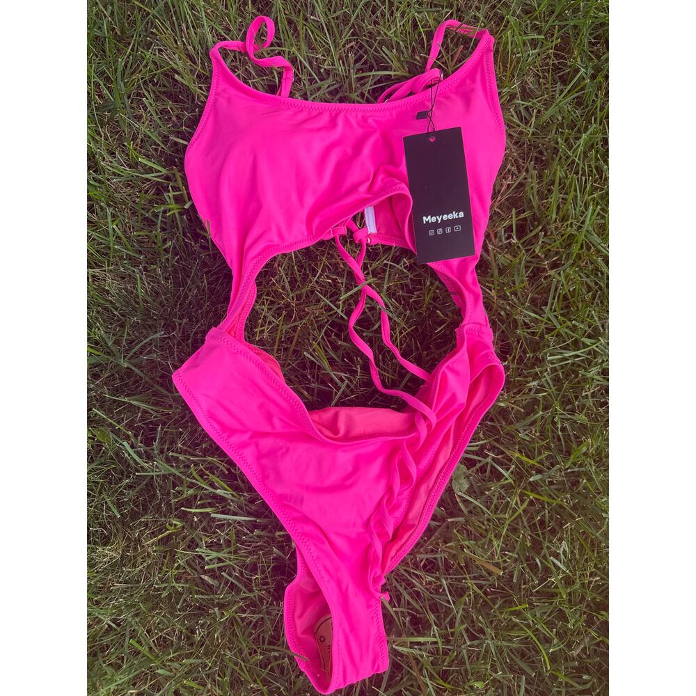 NEW Meyeeka Swim Pink Swimsuit - one piece exposed tummy - NWT Sz medium